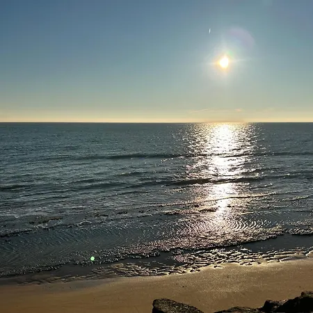 Vila Bord De Vendee A St Vincent 900m 6 Personnes *